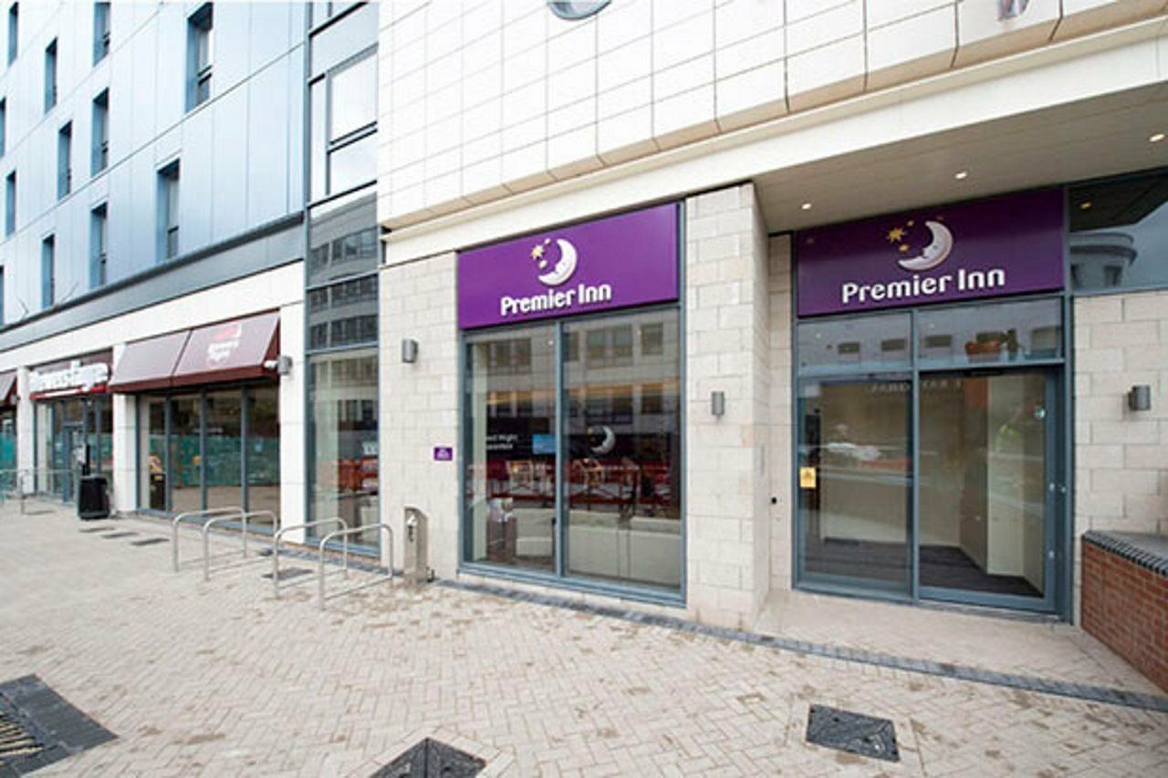Premier Inn Bristol City Centre - Haymarket Exteriör bild